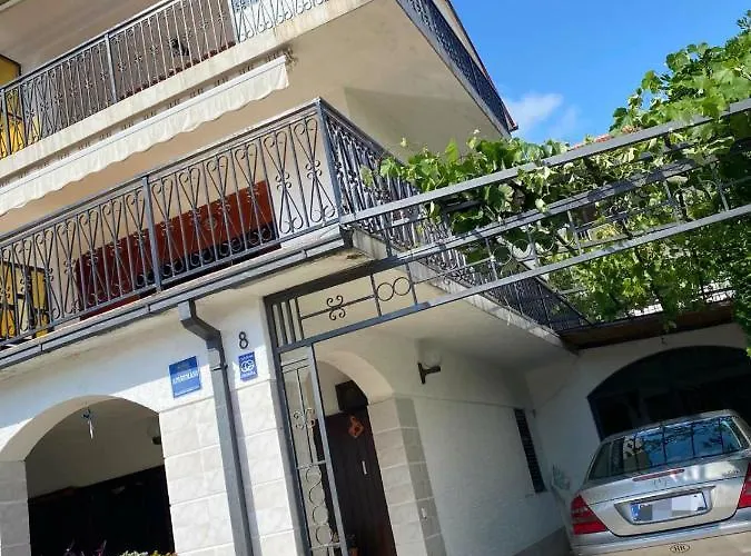 Apartment Jelena *